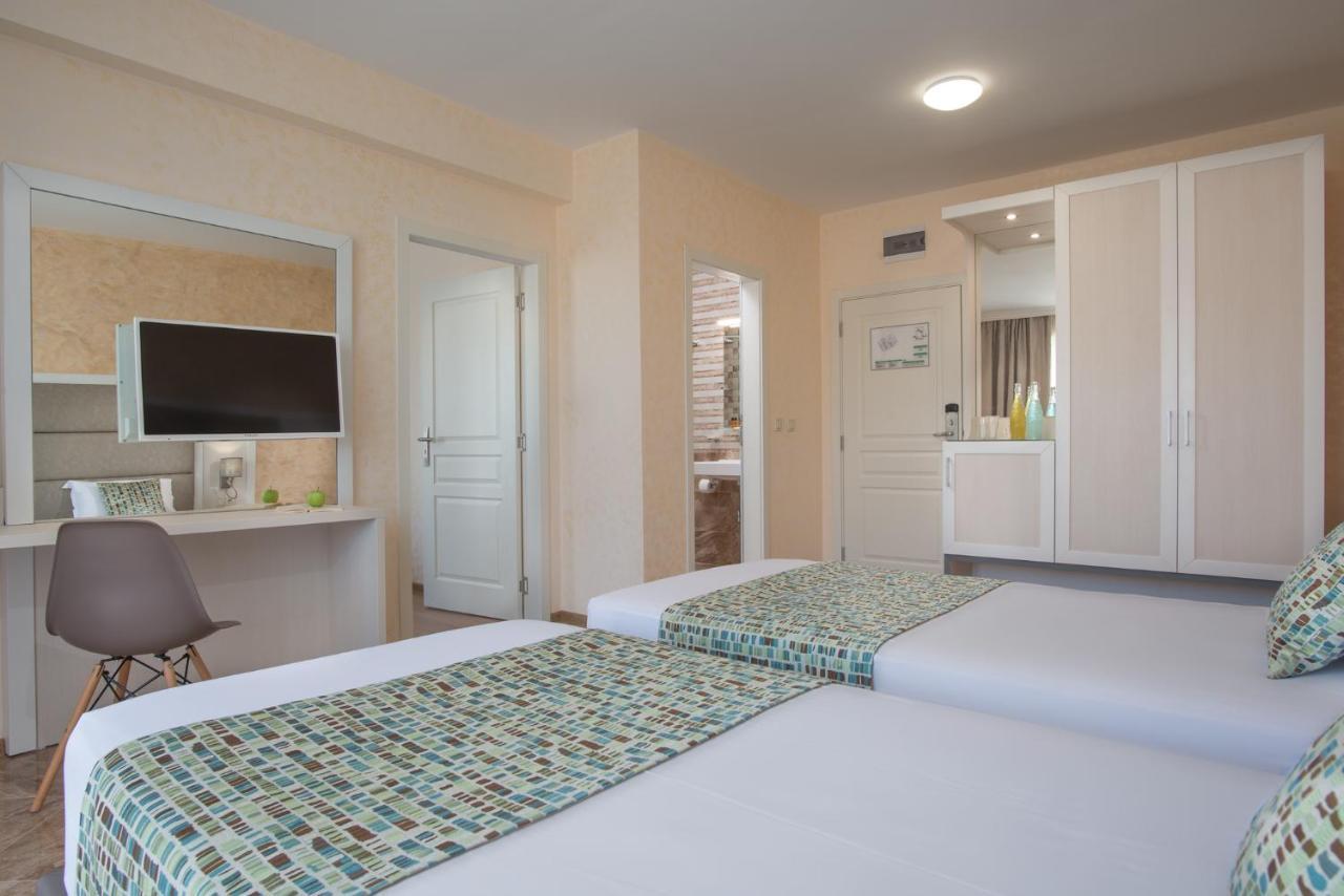 Marine Beach Sands Obzor Luaran gambar